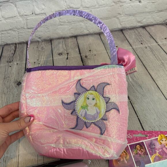 Disney Tangled Girl’s Halloween Costume Accessory Kit - Picture 4 of 5